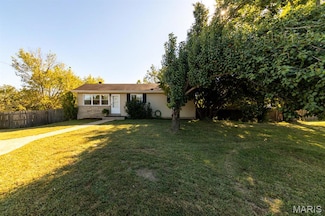 330 Kronos Dr, de Soto, MO 63020