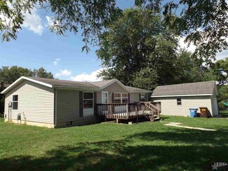 602 W Whitley St, Churubusco, IN 46723