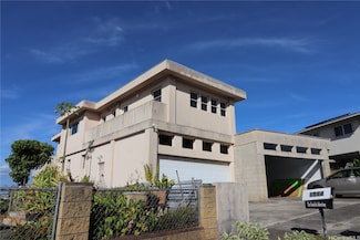 1584 Hanai Loop, Honolulu, HI 96817