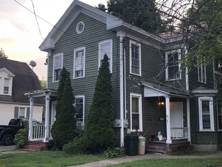 135 South St, Glens Falls, NY 12801