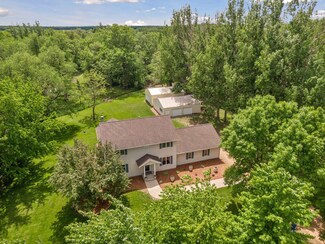 16355 320th St, New Prague, MN 56071