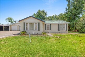 855 E Lyons St, Sulphur, LA 70663