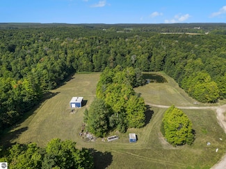 6741 Beckett Rd, Gaylord, MI 49735