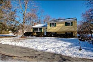 213 Central St, Framingham, MA 01701