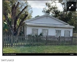 1199 Garden St, Labelle, FL 33935