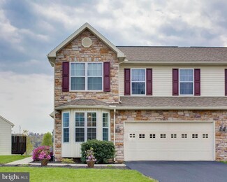 5999 Pinedale Ct Unit L18, Harrisburg, PA 17111