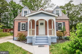 4915 78th Ave, Hyattsville, MD 20784