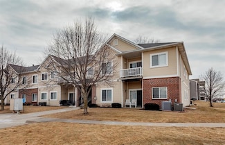 1107 NE 5th Ln Unit 1, Ankeny, IA 50021