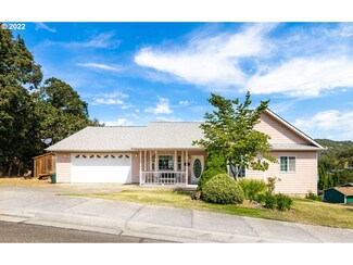 1190 NE Ross Ave, Roseburg, OR 97470