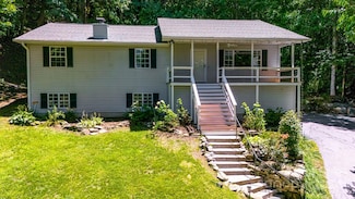25 Easterly Ln, Fletcher, NC 28732