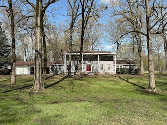401 Wickwood Dr, Booneville, MS 38829