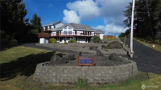 280 S Surf St, Westport, WA 98595