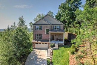 1085 Tuscany Place, Cincinnati, OH 45226
