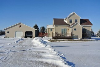3181 Foothill Ave, Nora Springs, IA 50458