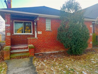 2719 Grand Ave, Niagara Falls, NY 14301
