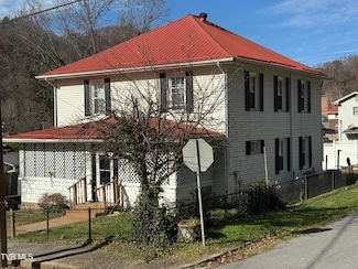 301 Roberts St, Appalachia, VA 24216