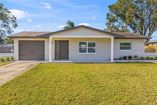 9890 54th St N, Pinellas Park, FL 33782