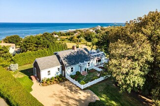 81 South St, Rockport, MA 01966