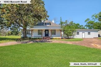 1093 Bassett Rd, Quincy, FL 32351