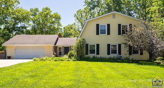 2708 Lawrence Ave, Lawrence, KS 66047