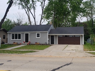 1610 S Oneida St, Green Bay, WI 54304