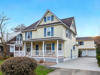 702-704 S Wilbur Ave, Sayre, PA 18840