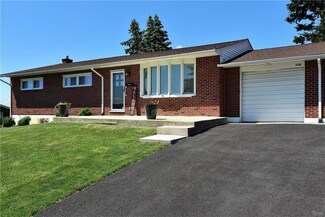 1318 5th St, Whitehall, PA 18052