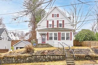 19 Knox St, Worcester, MA 01603