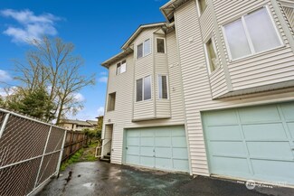 10 E Casino Rd Unit B10, Everett, WA 98208