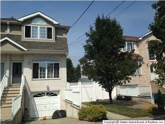 116 Gladwin St, Staten Island, NY 10309