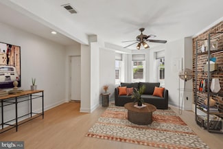 817 T St NW Unit B, Washington, DC 20001
