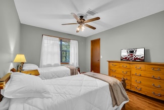 125 Rivermont Cir, Pickensville, AL 35447