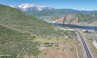 8120 S Lakeside Cir, Wallsburg, UT 84082