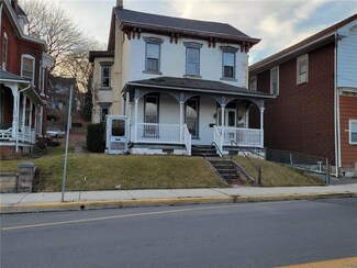 340 N 1st St, Lehighton, PA 18235