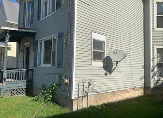 402 Broad St, Conneaut, OH 44030