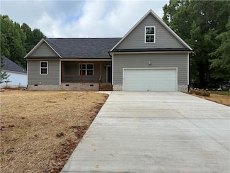 905 Edgemont Rd, Greensboro, NC 27406