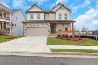192 Candlewood Ln, Hoschton, GA 30548