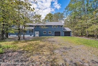 23 Lisa Ln Unit X - 2717, Clifton Township, PA 18424