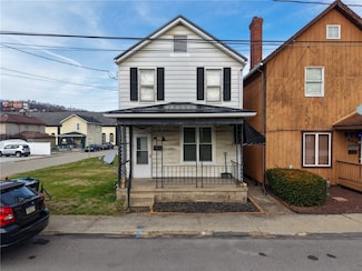 135 E 1st Ave, Tarentum, PA 15084