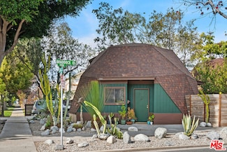 9983 Braddock Dr, Culver City, CA 90232