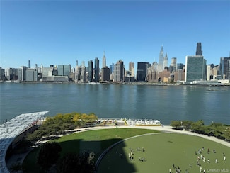 52-03 Center Blvd Unit 928, Queens, NY 11101