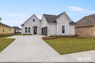 40182 Belle Trace Ave, Gonzales, LA 70737