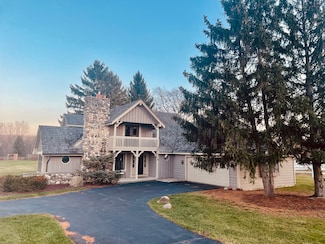 14332 Dan Patch Ln, Libertyville, IL 60048