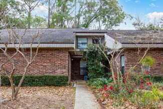 5330 NW 34th Place, Gainesville, FL 32606