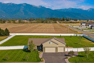 211 McWenneger Dr, Kalispell, MT 59901