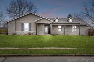 1601 W Phoenix Place, Broken Arrow, OK 74011