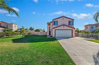 945 S Teakwood Ave, Bloomington, CA 92316
