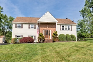 62 Lazy Brook Rd, Flemington, NJ 08822