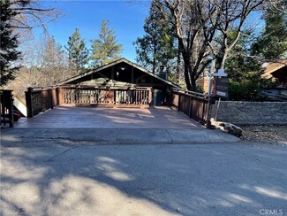 23872 Scenic Dr, Crestline, CA 92325