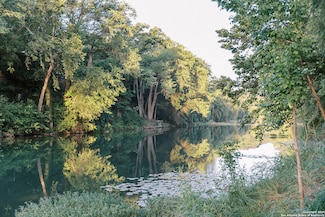 6B Rivers Edge, New Braunfels, TX 78132